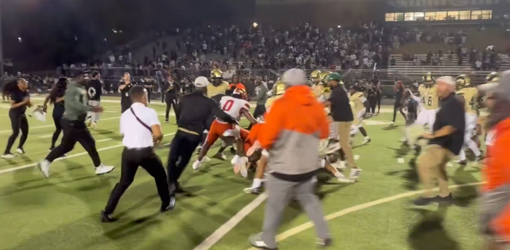 Massive Brawl Breaks Out In Gwinnett After High School Football Game In Which Miami’s Carol City Loses To Metro Atlanta’s Grayson High School 10-9